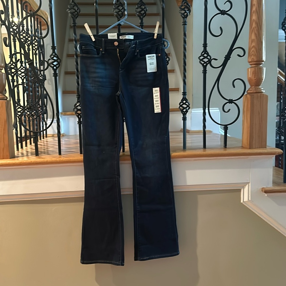 Women’s Levi bootcut jeans 6M W28 L32